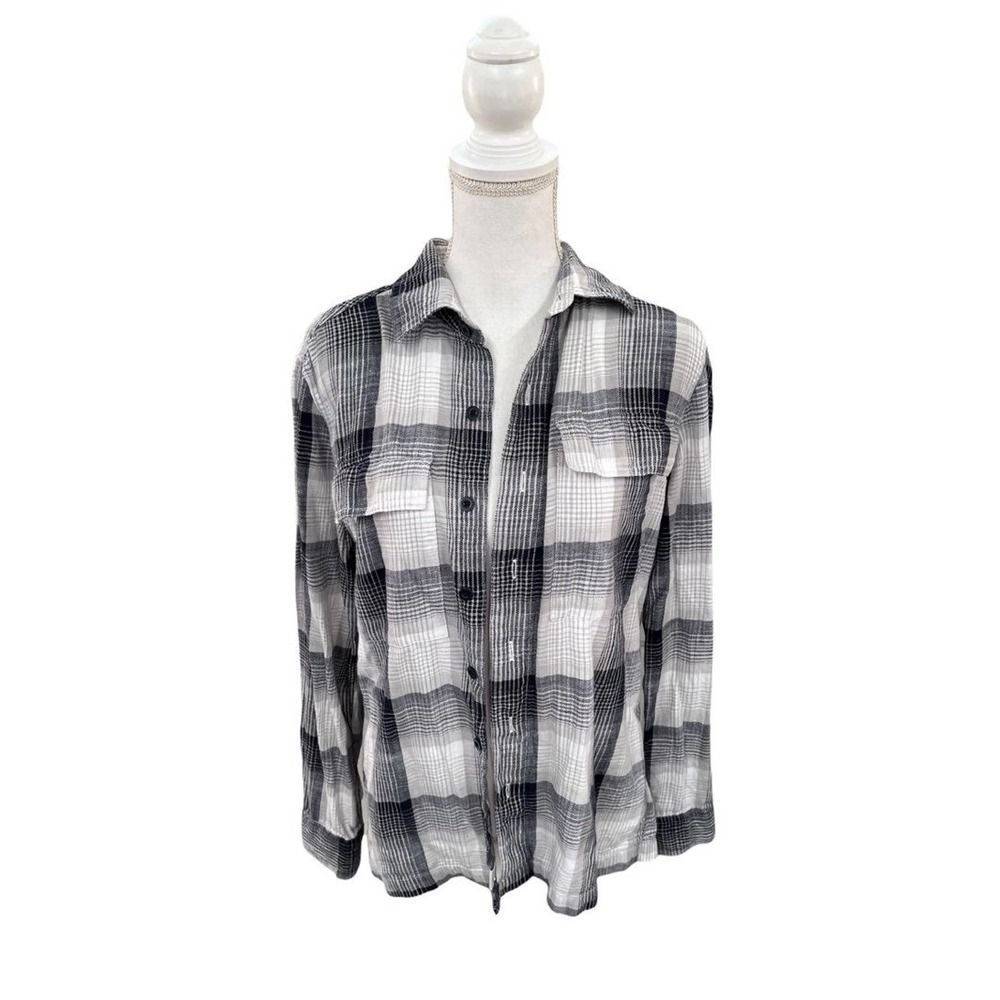 American Eagle Black/Gray Plaid Shirt Small